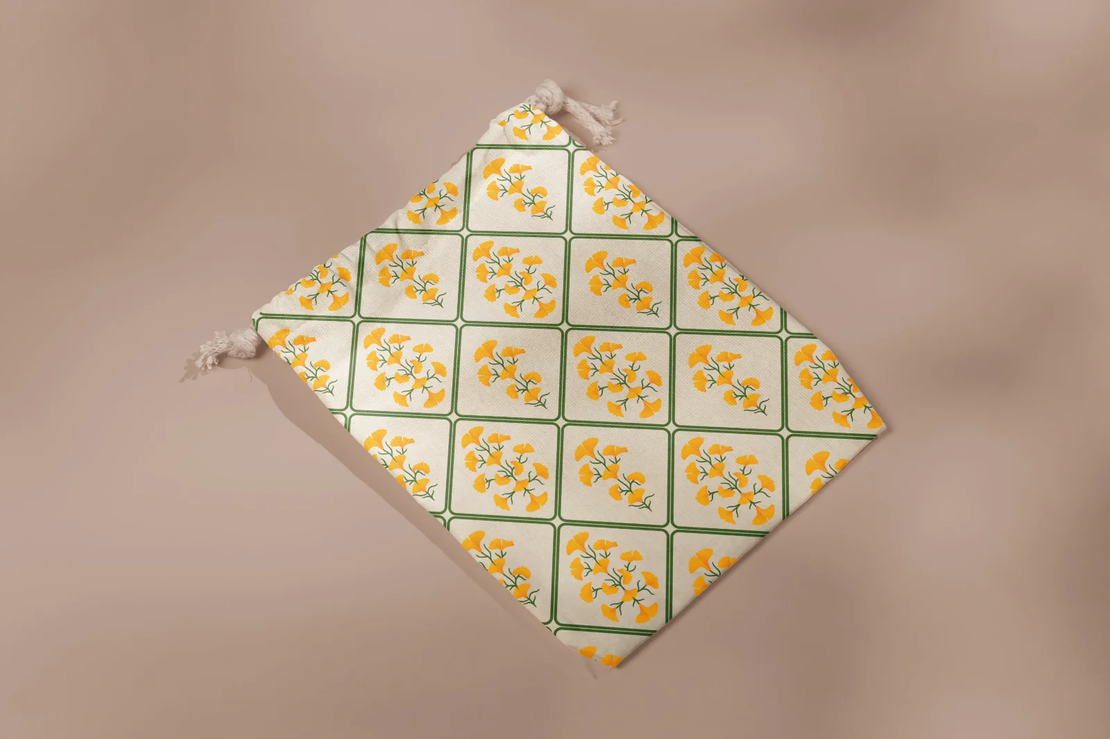 Pouch with seamless floral pattern